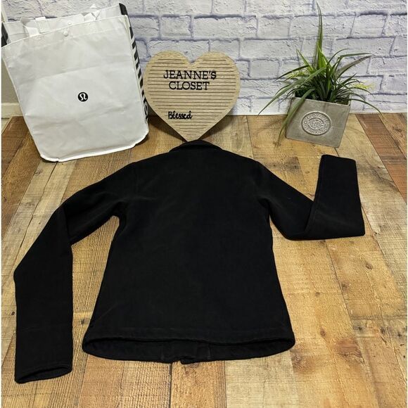 Lululemon Lab Shadow Jacket
Black size 4 - Picture 5 of 14